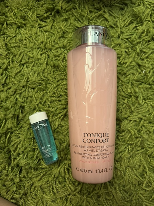 兰蔻大粉水 25€/瓶