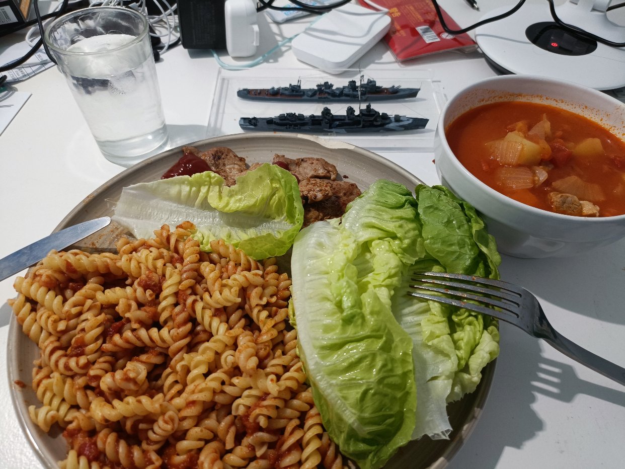 虽然环境不同，但是美食追求不灭！