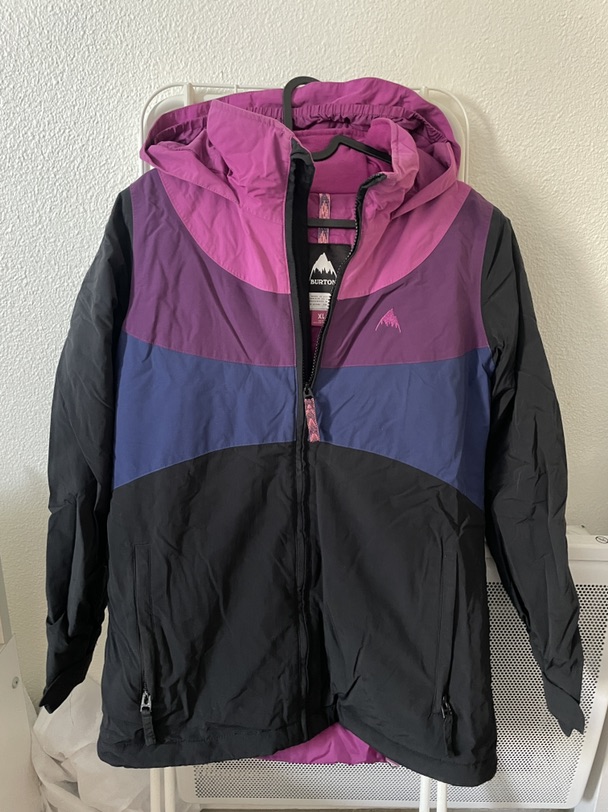 已出-滑雪服一套