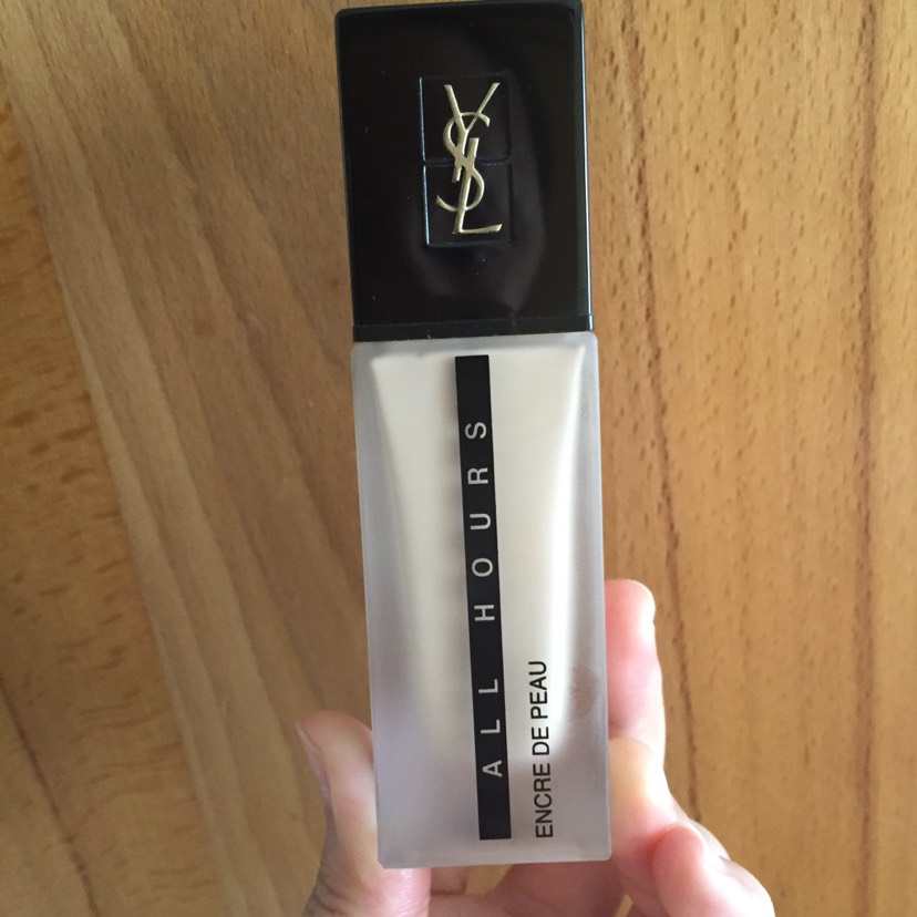 YSL粉底液