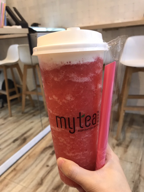 没有奶茶店的村里人觉得所有奶茶都很好喝！