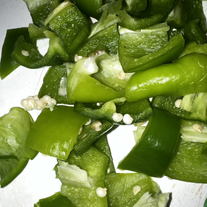 今早杀了只青椒🫑，做午饭
