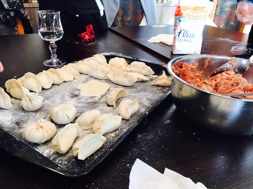 大年初二创意包饺子