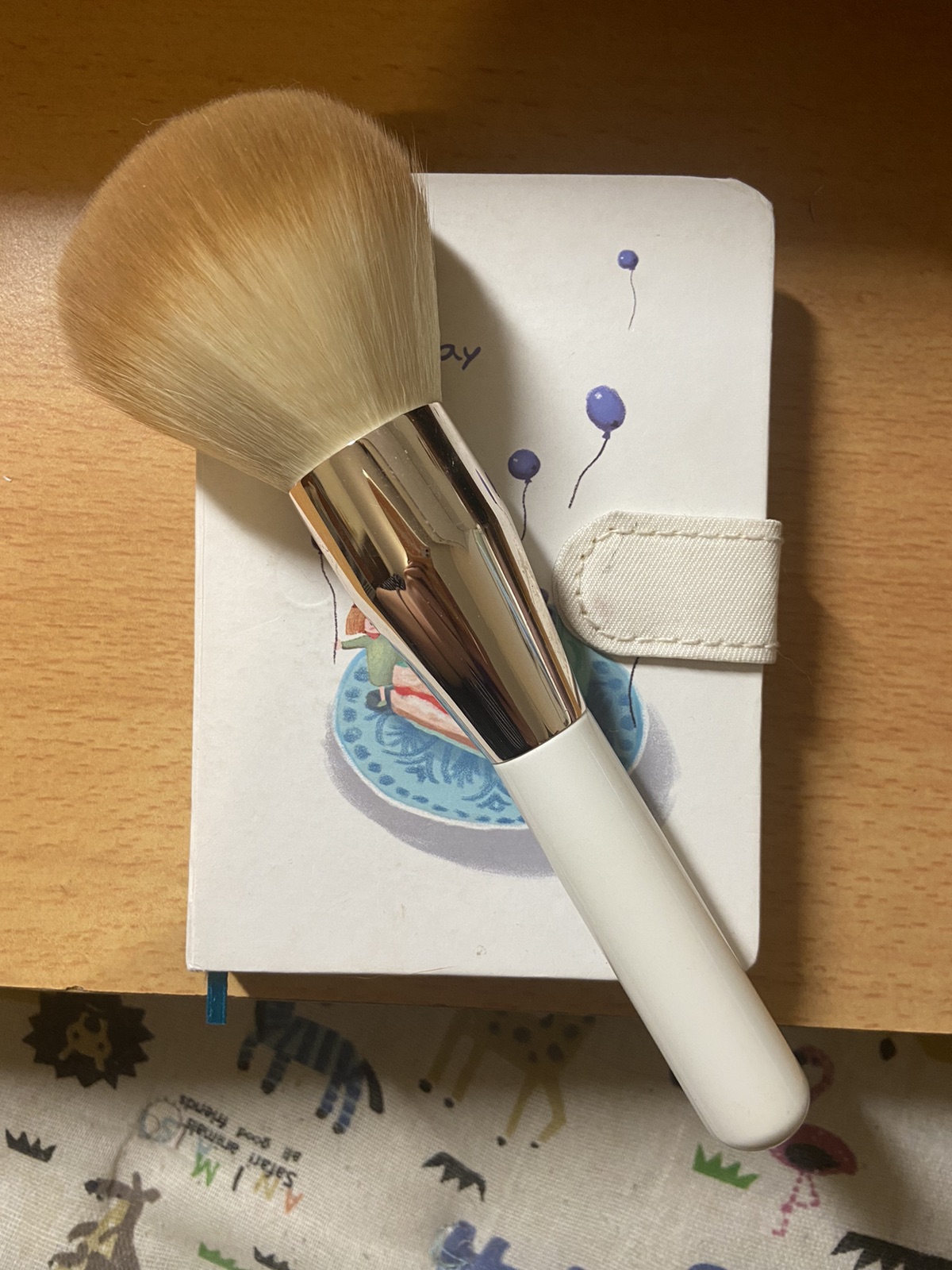 出化妆工具/杂物