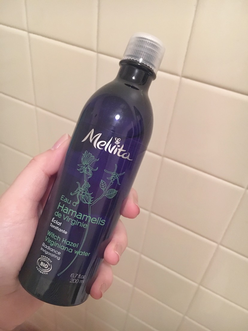 分享一个敷脸很好用的花水