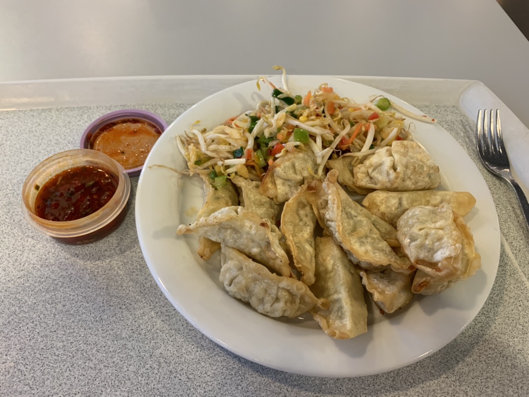 食堂的亚洲美食？！