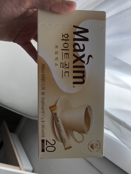 清晨的咖啡☕️|maxim