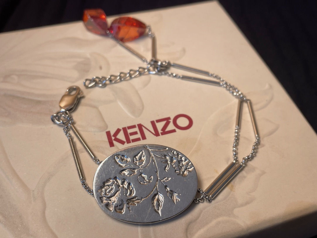 出kenzo手链 110欧
