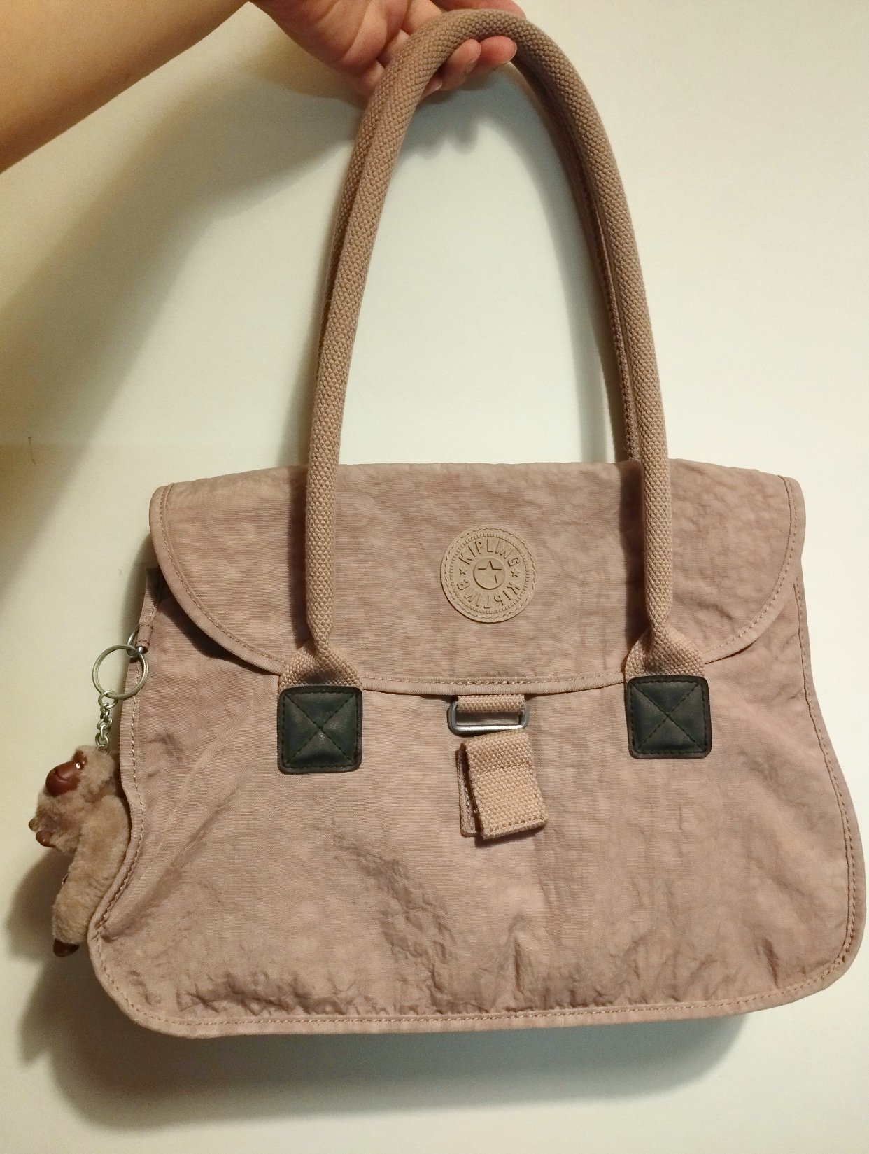 Kipling 粉色单肩包几乎全新30欧