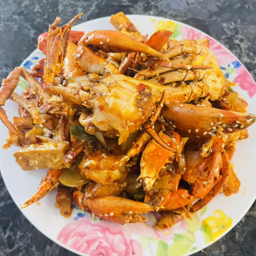 我来放毒啦～这个点，快来吃香辣蟹虾🦐