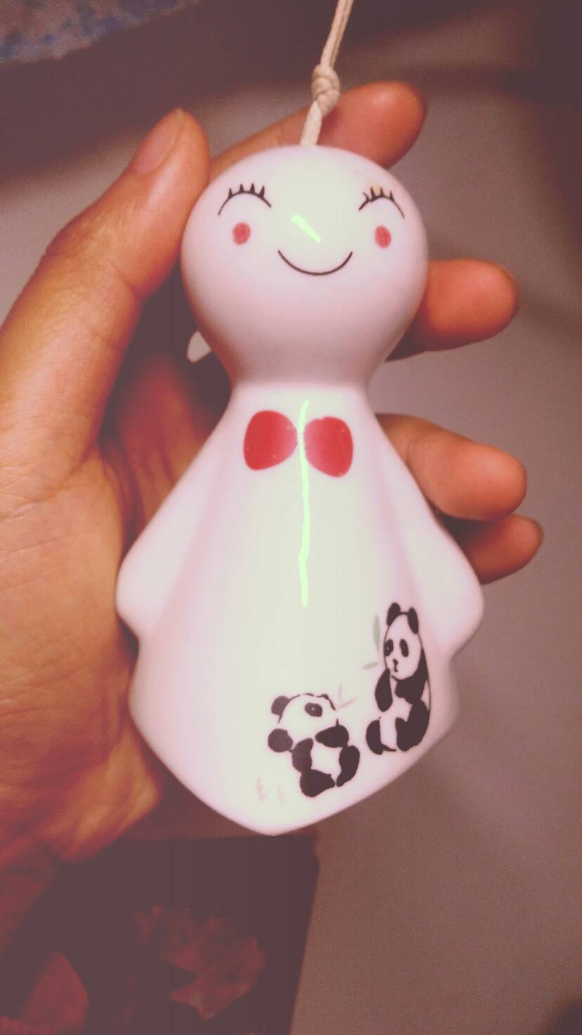 晴天娃娃希望天气快点晴起来,春天就该有春天的样子嘛