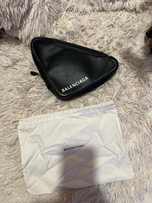 Balenciaga小包包👝