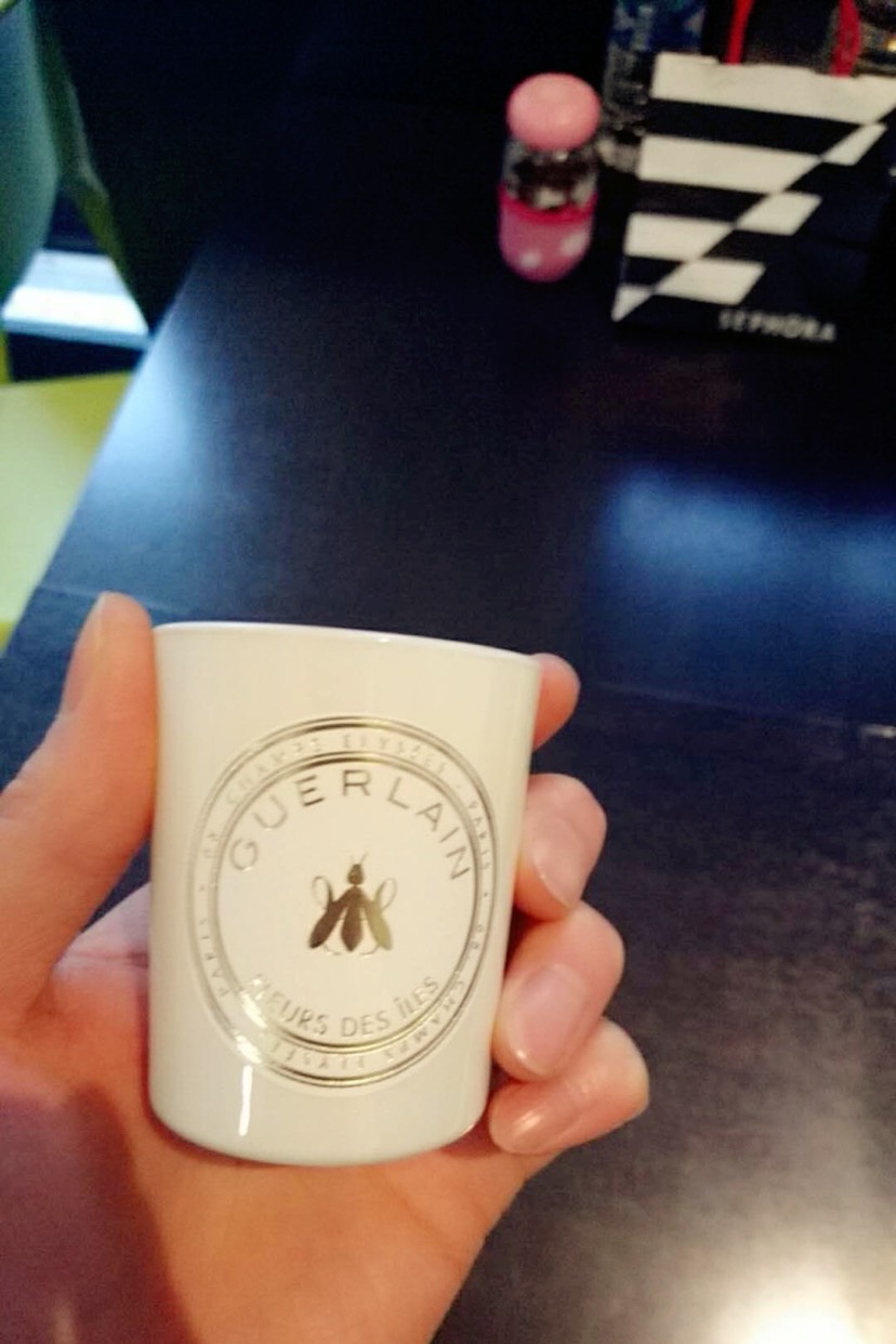 不要钱的娇兰的小蜡烛很好闻～～～