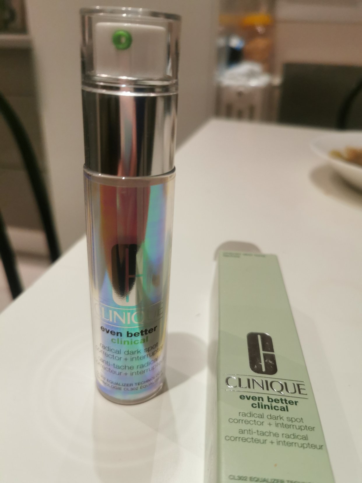全新雷射美白霜40欧转让