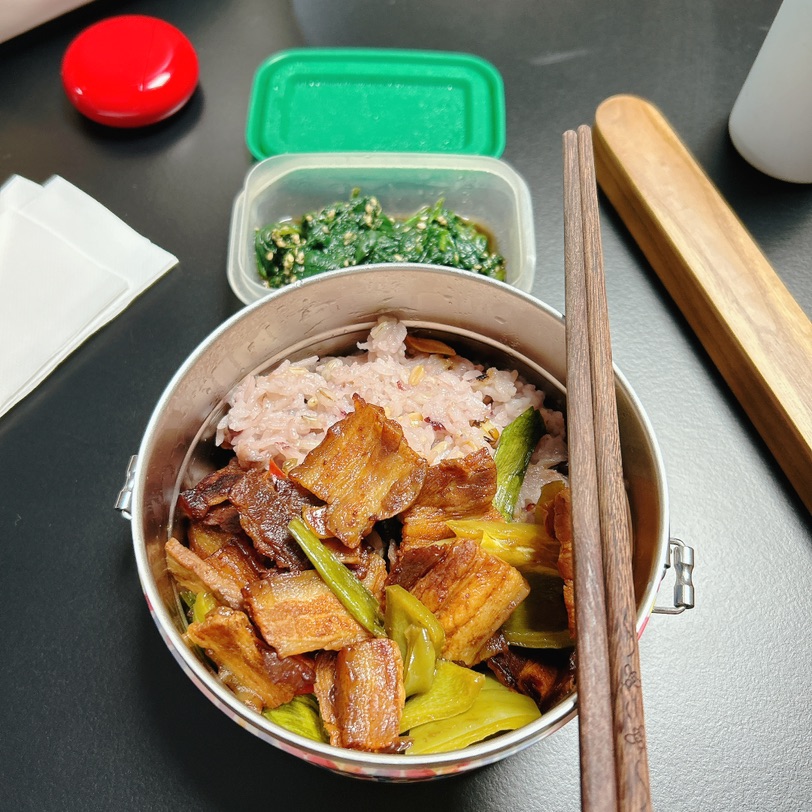 打工人· 干饭魂