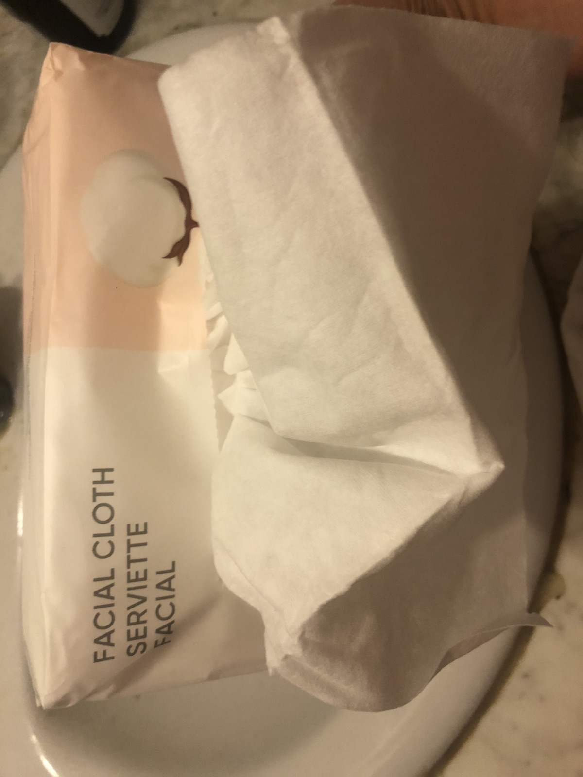 在miniso 买到洗脸巾啦