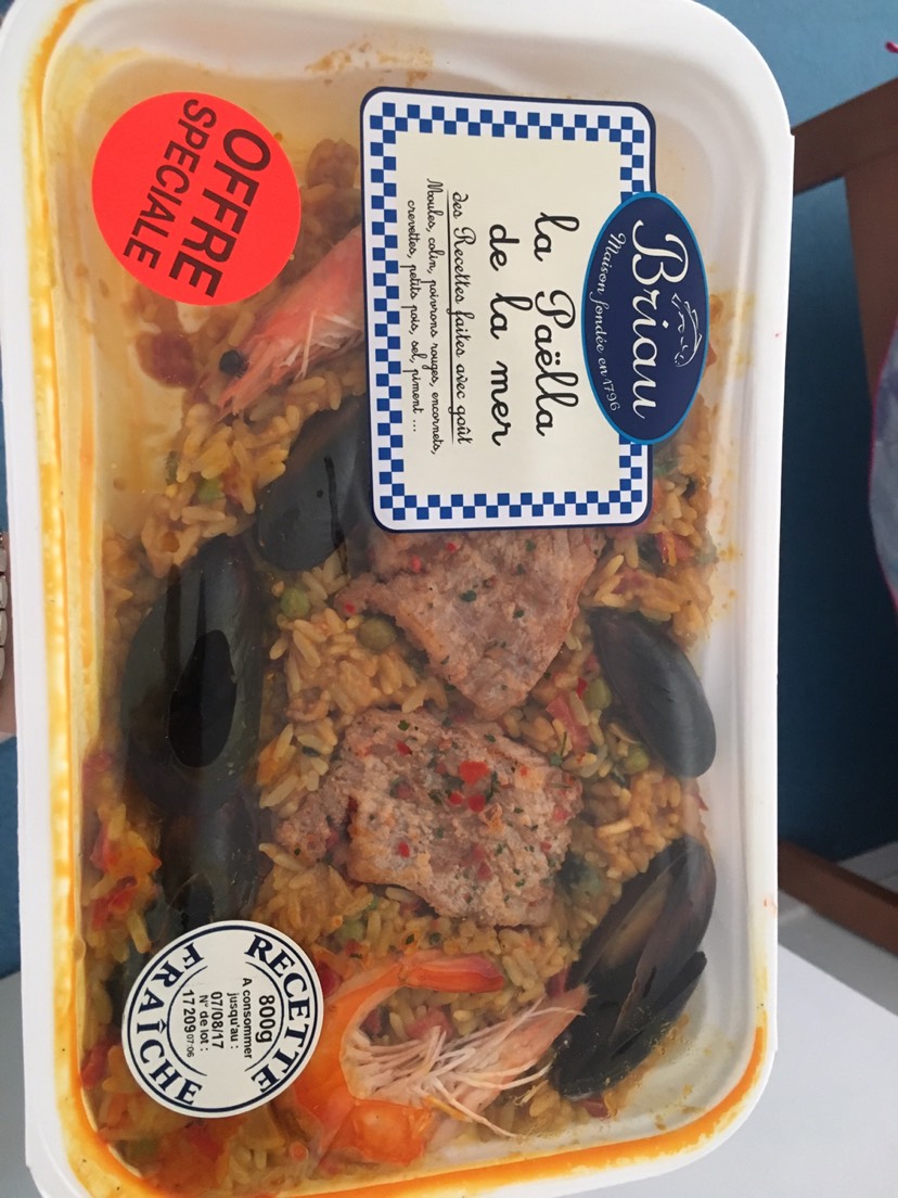 家乐福里的西班牙海鲜饭