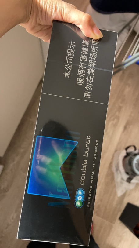 巴黎出蓝万