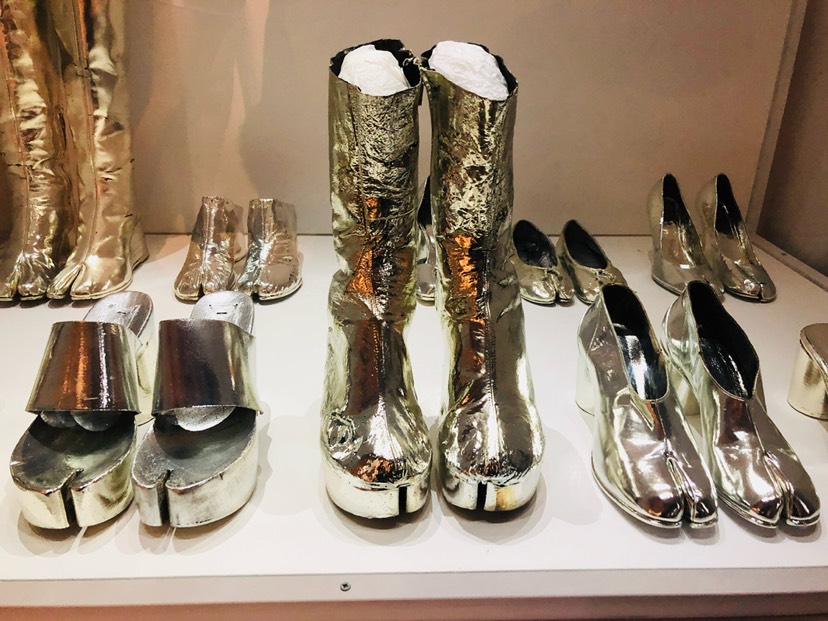 强烈推荐下Maison Margiela展览
