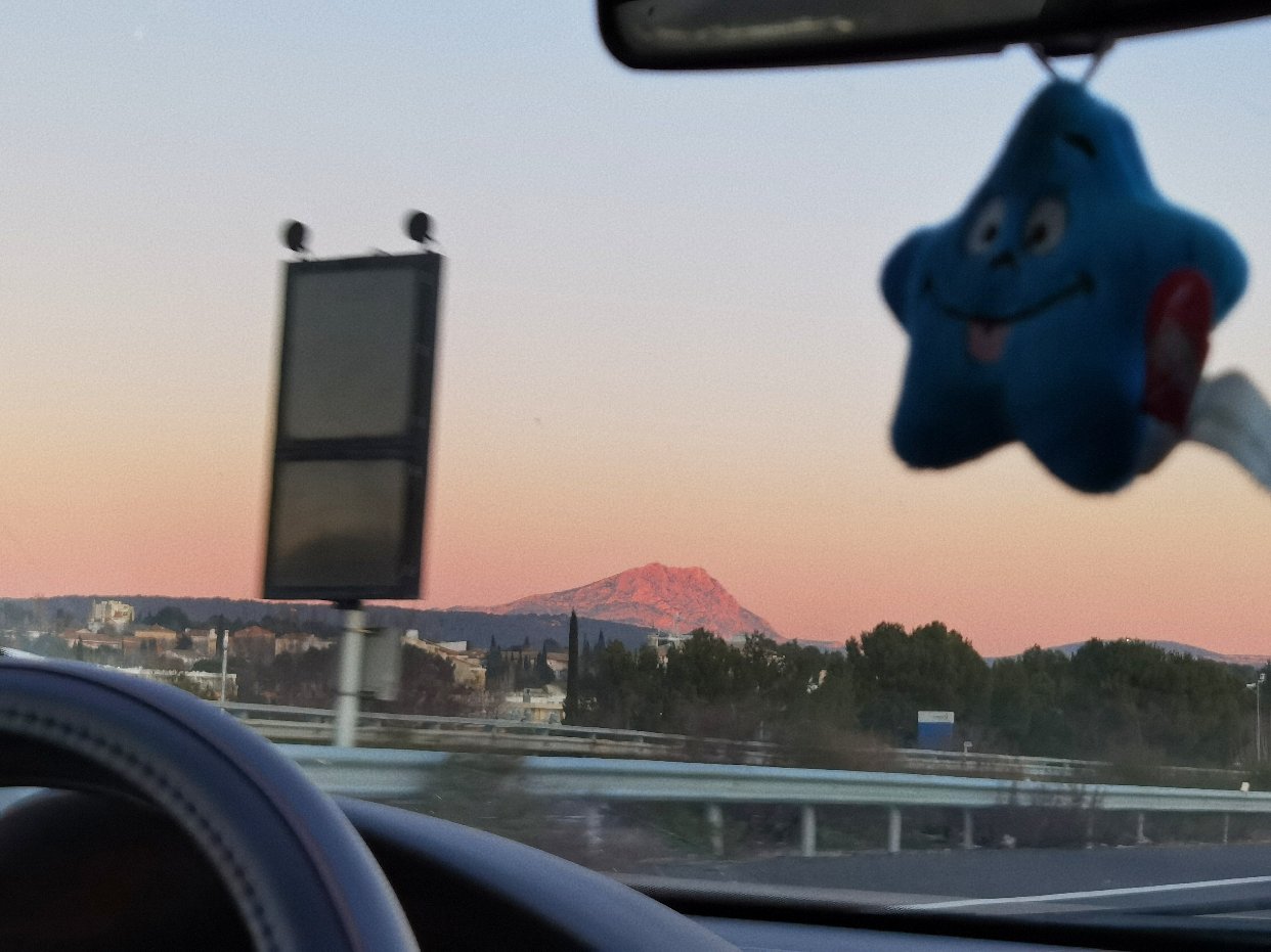 今年的第一抹粉色夕阳！