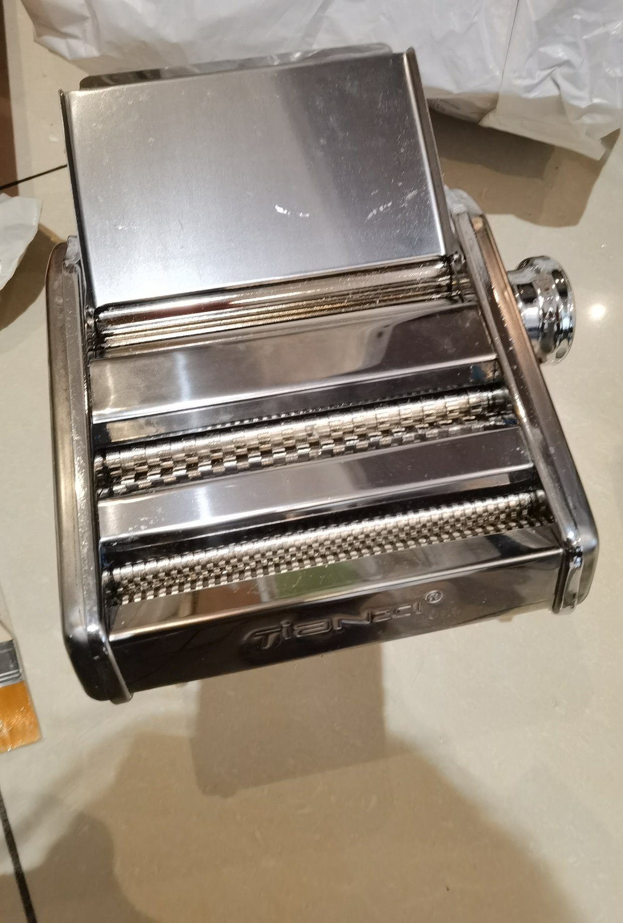 出手动压面机
