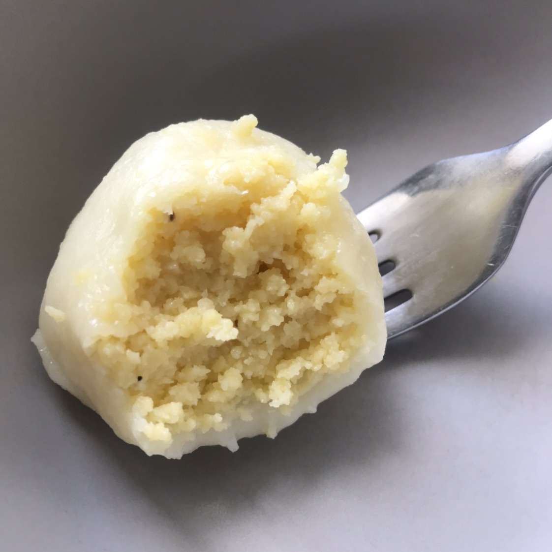 自己做的奶黄月饼