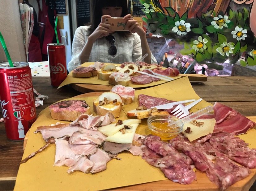 I Porci Comodi：托斯卡纳冷肉拼盘