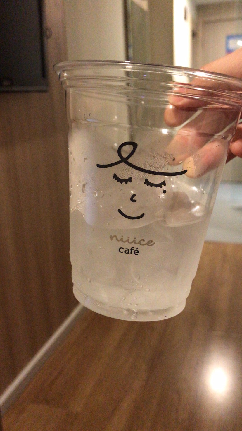 菲洛嘉粉水变色还能继续用吗