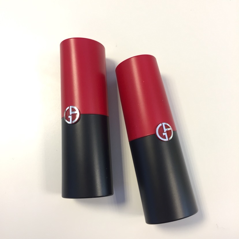 新鲜出炉的阿玛尼新款