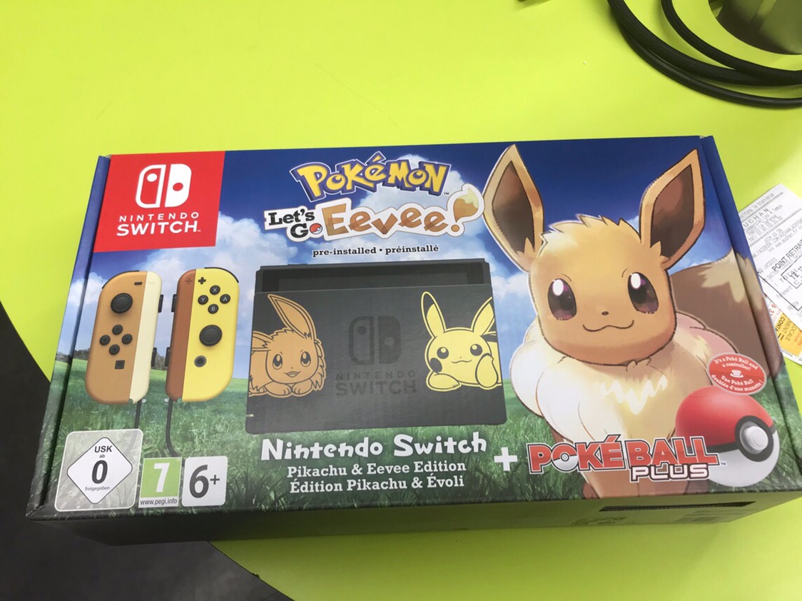 正好赶上Auchan圣诞折扣哈哈！pokemon!