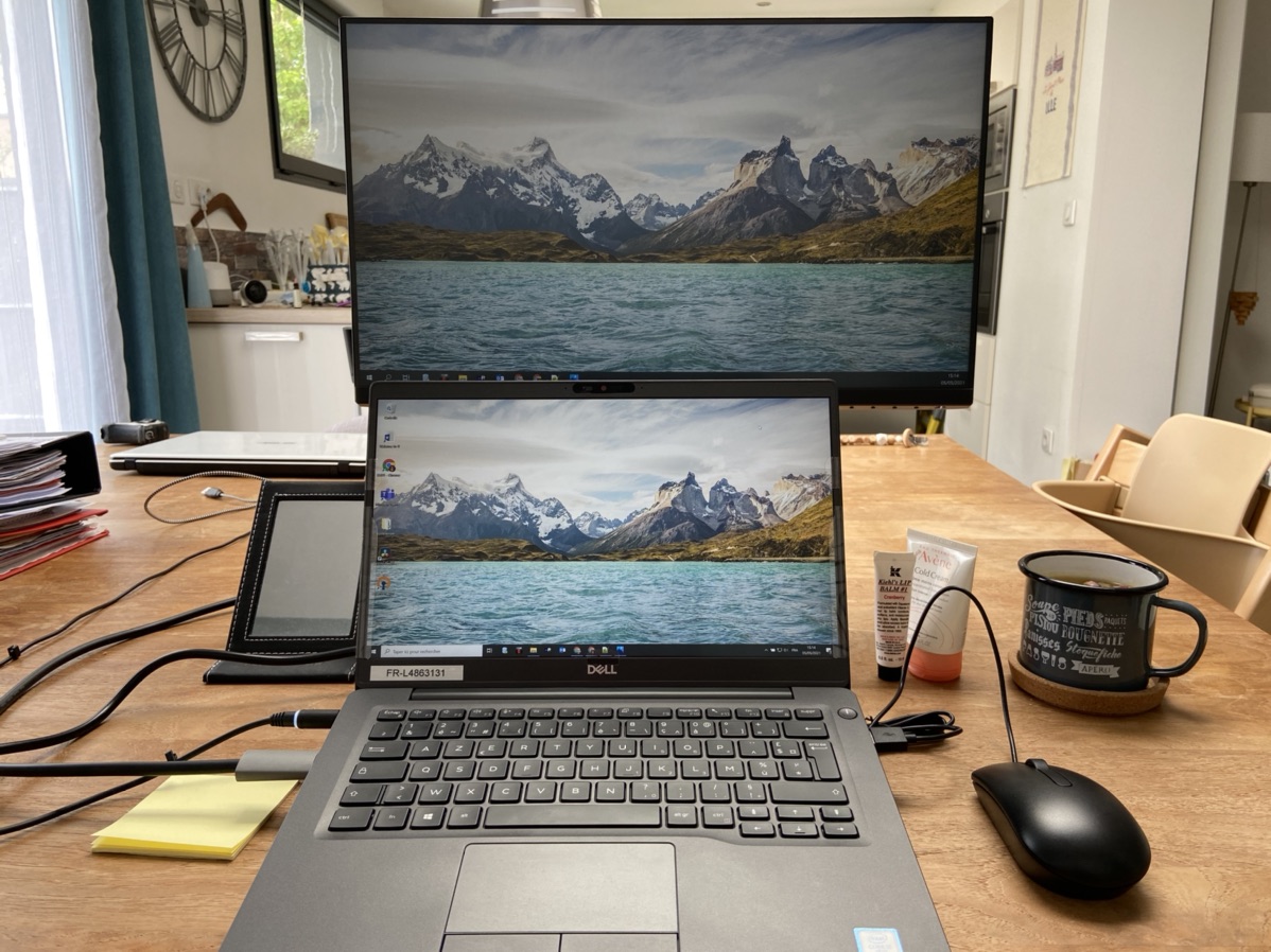 在家办公的办公桌