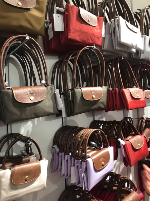 河谷购物村Longchamp