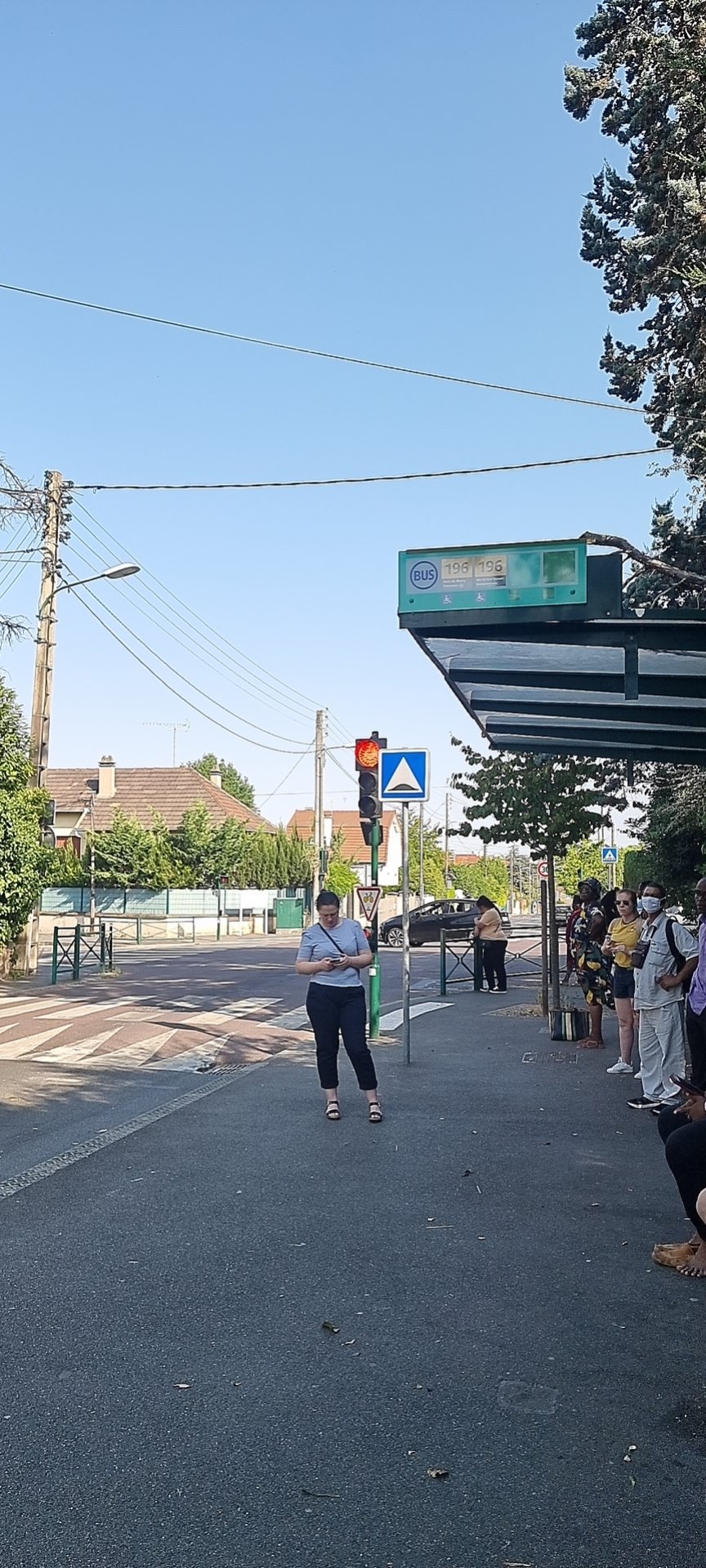 41度高温下等车77分钟，我差点化了