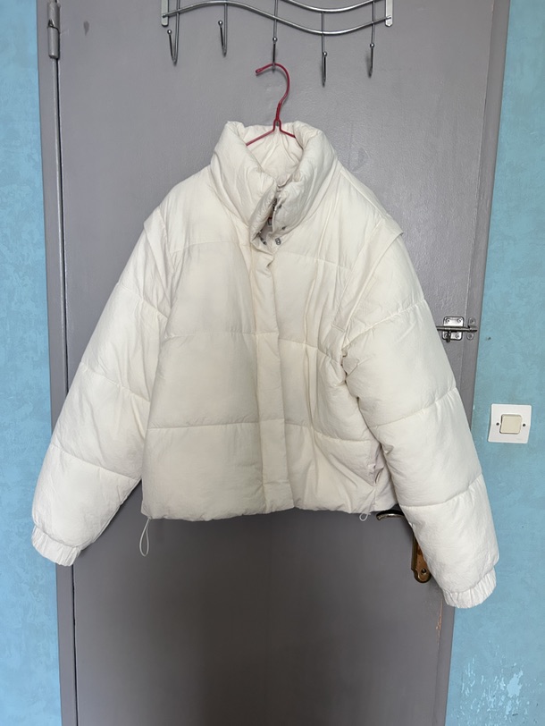 巴黎出闲置-全新棉服