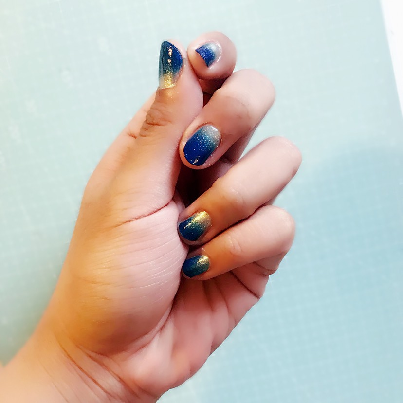 继续指甲w