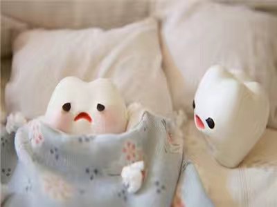 看牙要紧紧抱住mutuel 的大腿