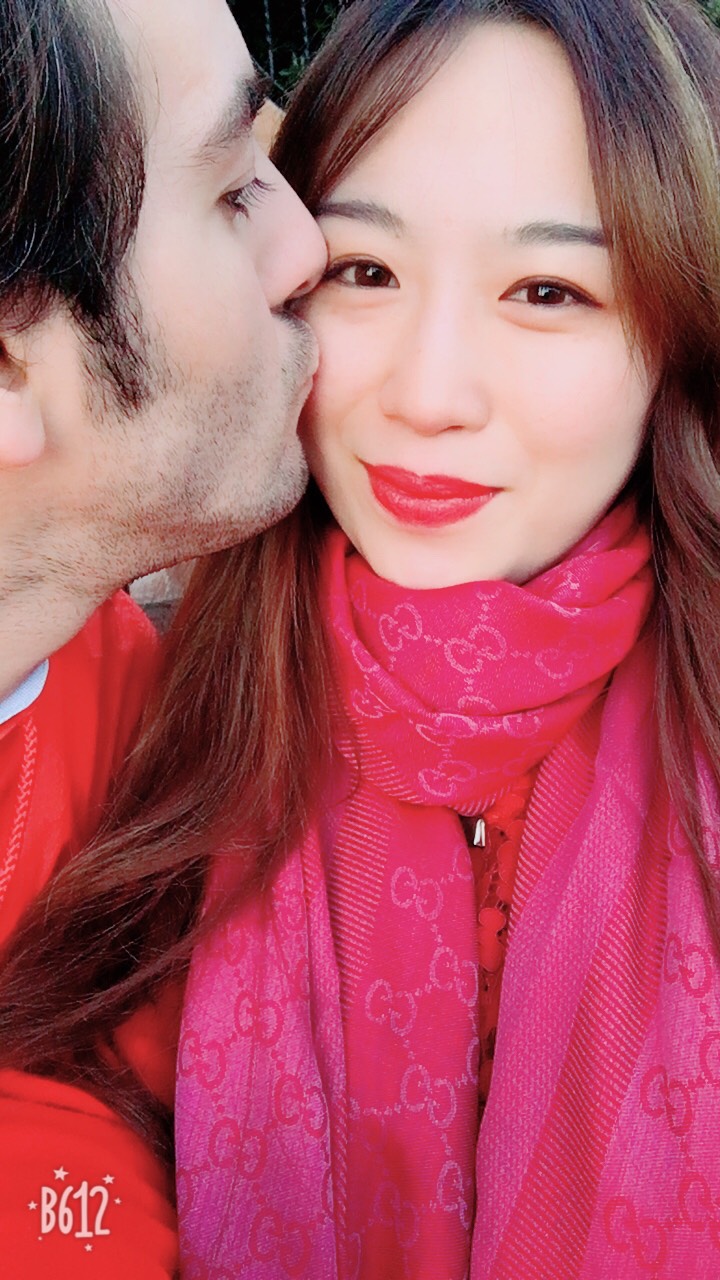 不能放过打折村的gucci围巾