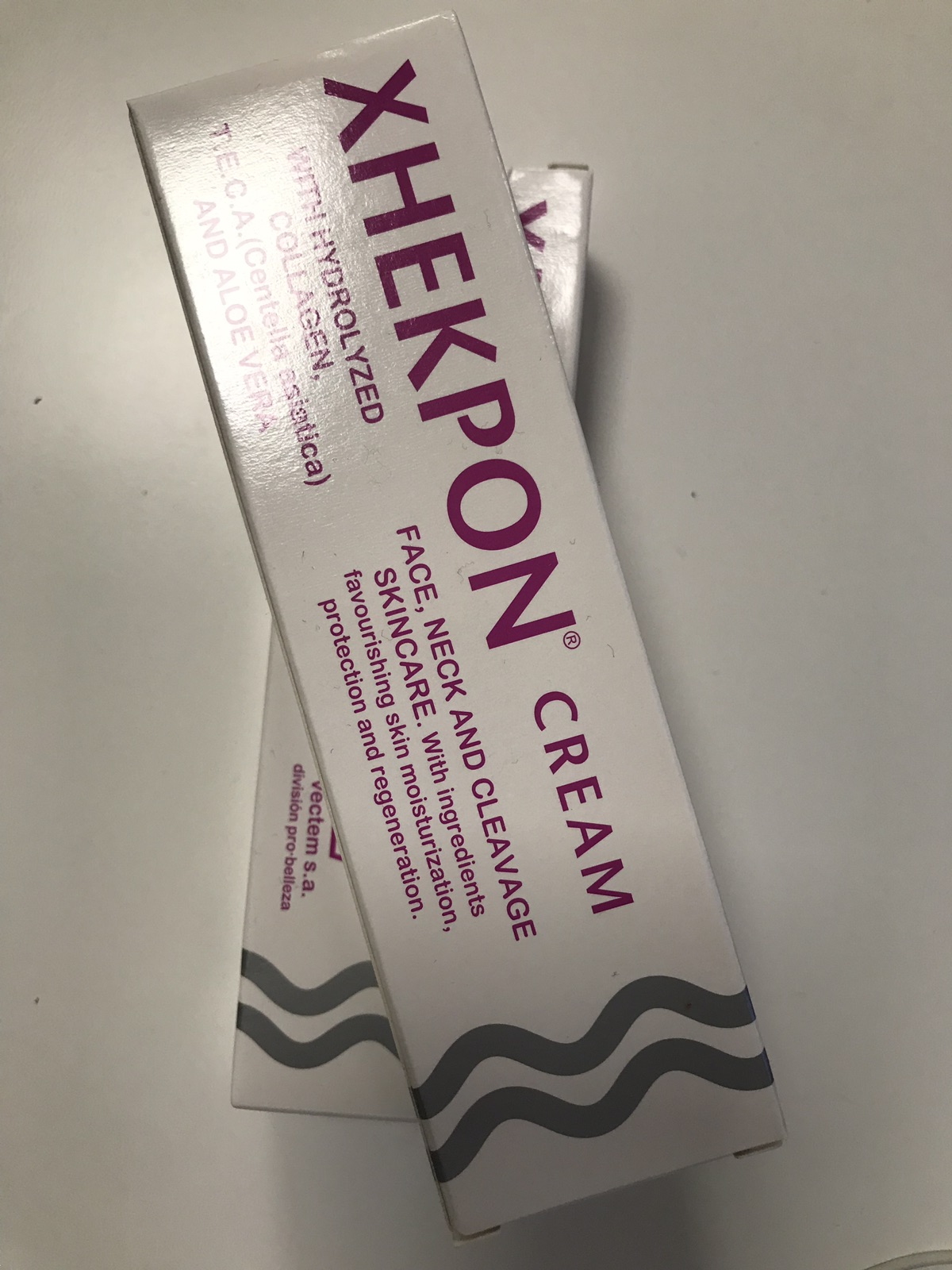 XHEKPON颈霜12€/2支