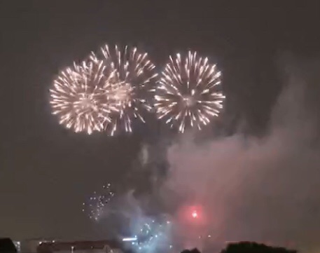 烟花🎆
