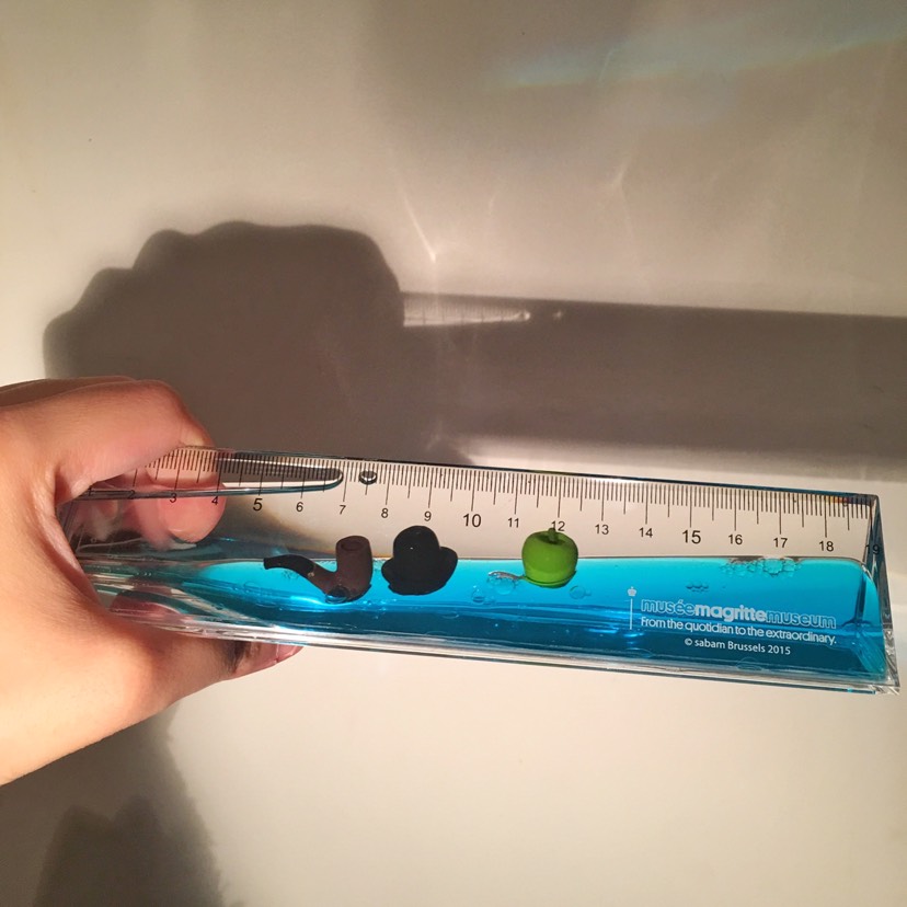 🎩一把超现实主义的尺子🍏