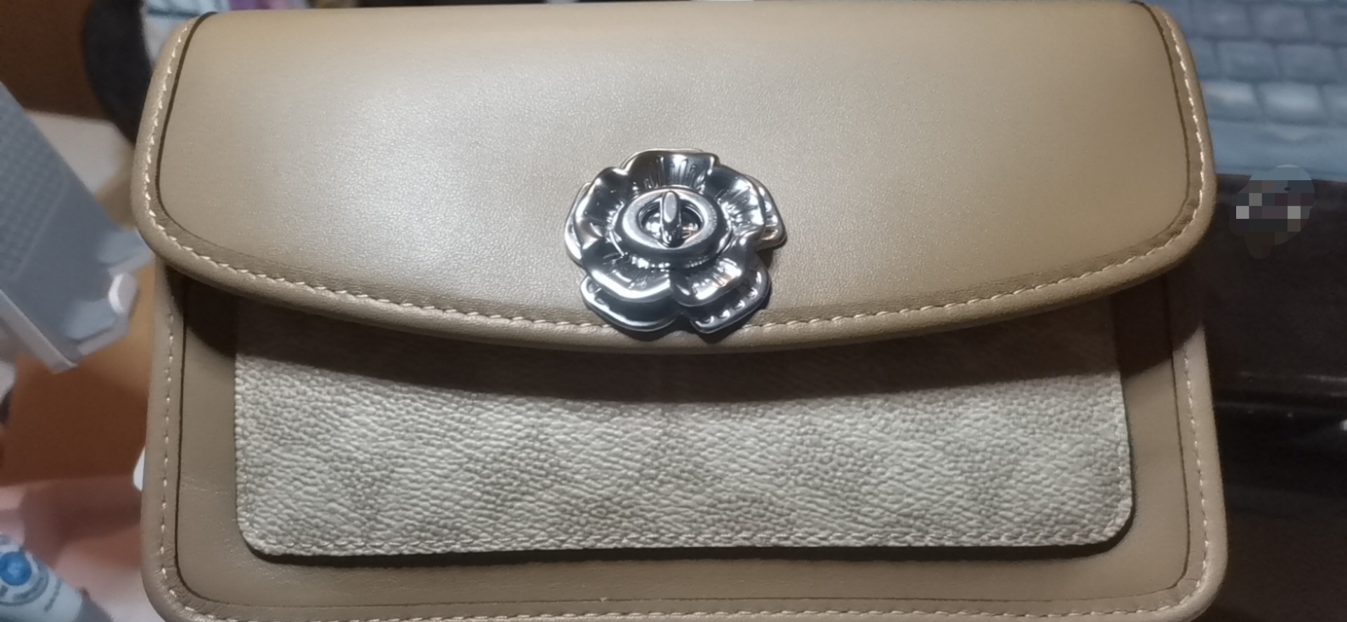 Coach 山茶花18