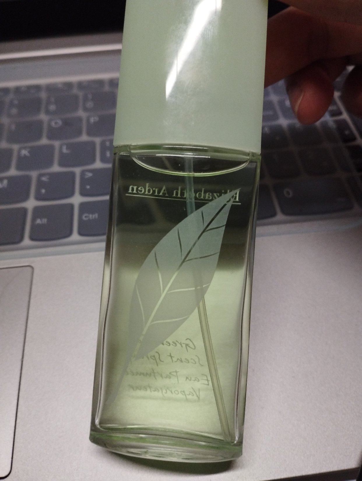 主页有其他~伊丽莎白雅顿绿茶香水30ml
