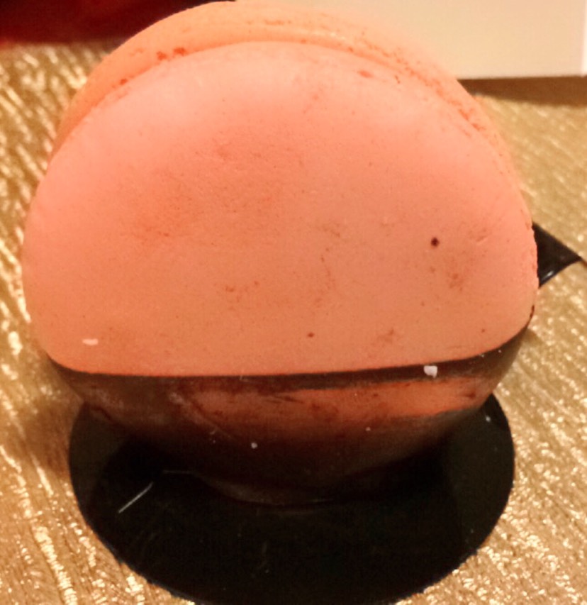 Monoprix家会站立的macaron...