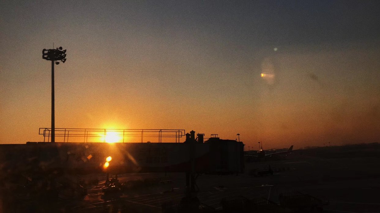 留法萌新总共往返两次都选了国航