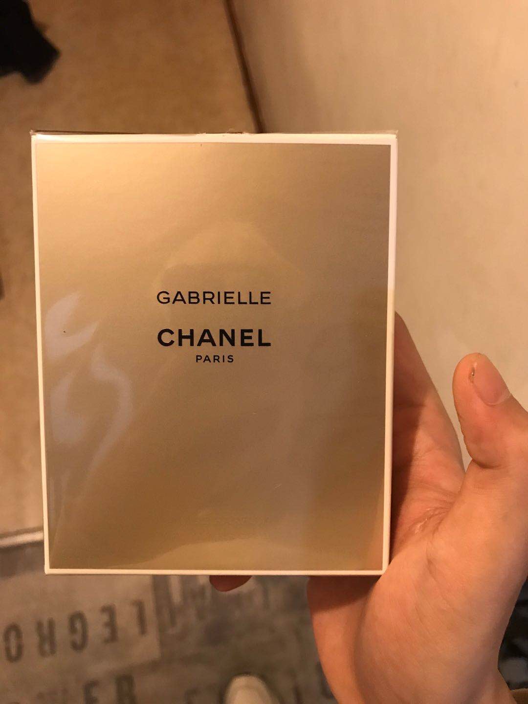 香水Gabrielle100ml，去年圣诞买的，没开封过