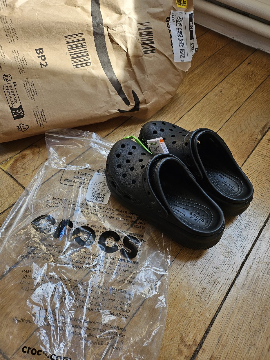 amazon的黑色crocs大童款只要22€