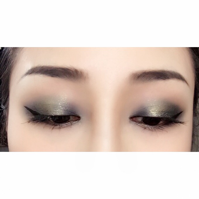 不好接触+谁也不想理 make up look. 