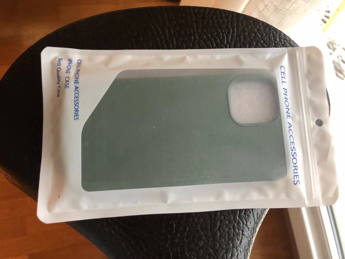 Iphone 12 手机壳 全新5欧