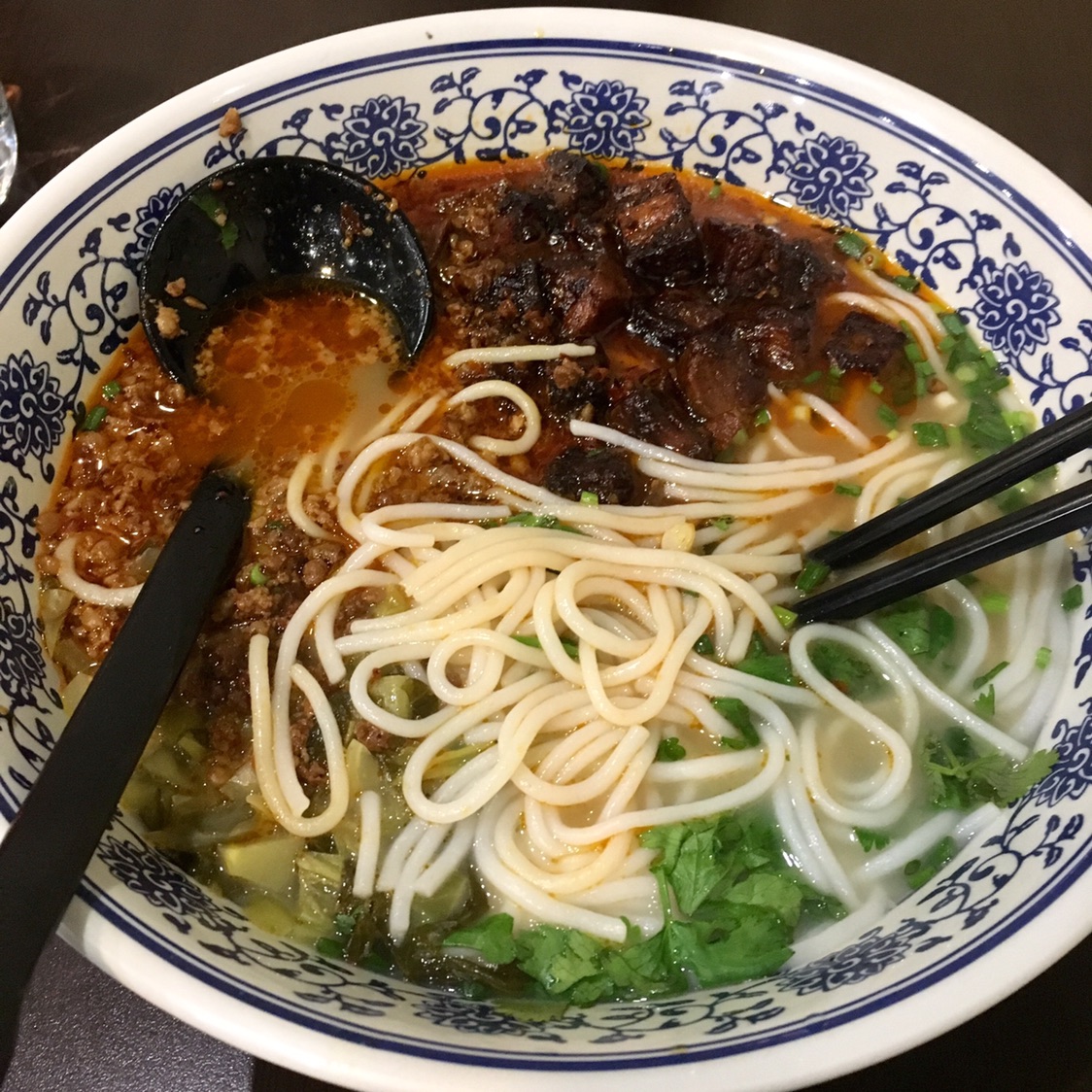 吹爆滋味三合的小锅米线！！！