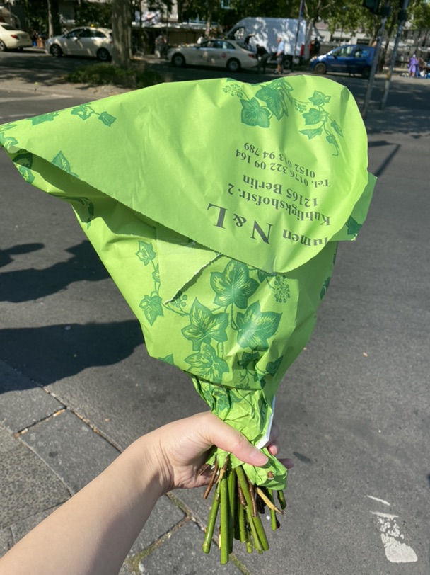 德国鲜花💐包装 就很…